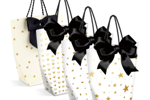 Ajándéktasak - papír - 114 x 64 x 146 mm - 4 féle / csomag - 12 db / csomag