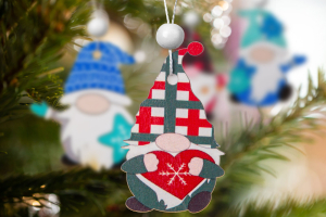 Karácsonyfadísz szett - akasztható, fa manók - 4 féle - 12 db / csomag