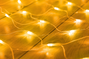 LED-es fényháló - 100 db melegfehér LED-del - 1,5 x 1,5 m - 230V - távirányítós