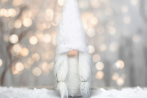 Textil dekoráció - manó - 22 x 8 x 8 cm