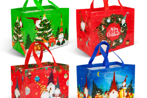 Karácsonyi ajándéktáska - 31 x 25 x 17 cm - 4 féle